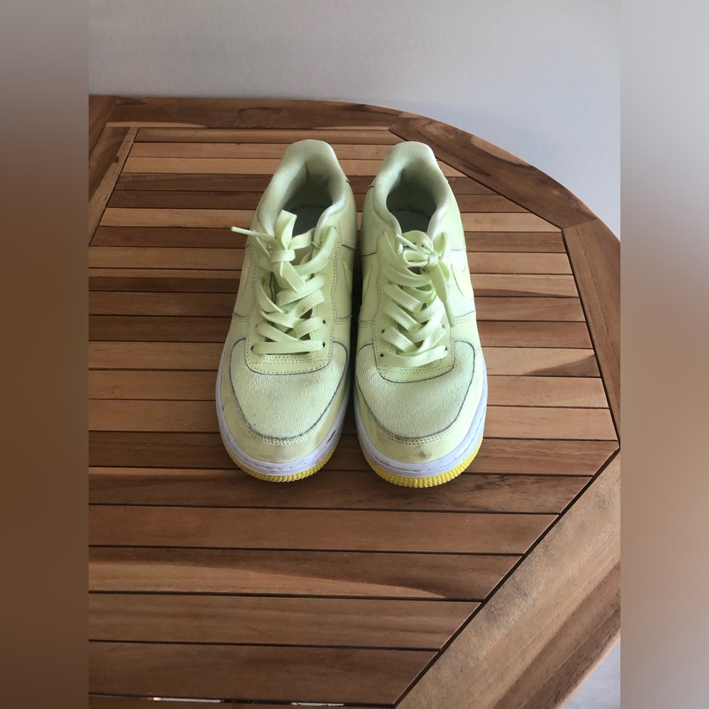 Nike Air Force 1